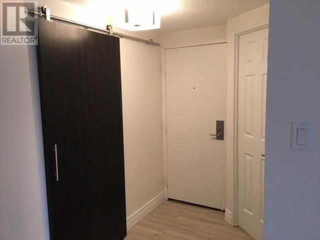 #2106 -55 Centre Ave, Toronto, Ontario  M5G 1R4 - Photo 3 - C4573724