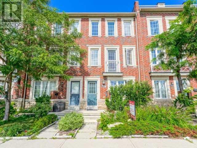 12 Jim Baird Mews, Toronto, Ontario  M3L 0C6 - Photo 1 - W4573812