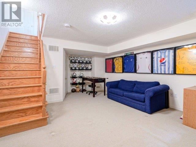 12 Jim Baird Mews, Toronto, Ontario  M3L 0C6 - Photo 16 - W4573812