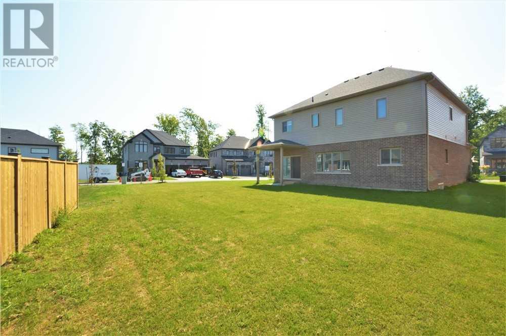 6001 Eaglewood Dr, Niagara Falls, Ontario  L2G 0A7 - Photo 11 - X4573771