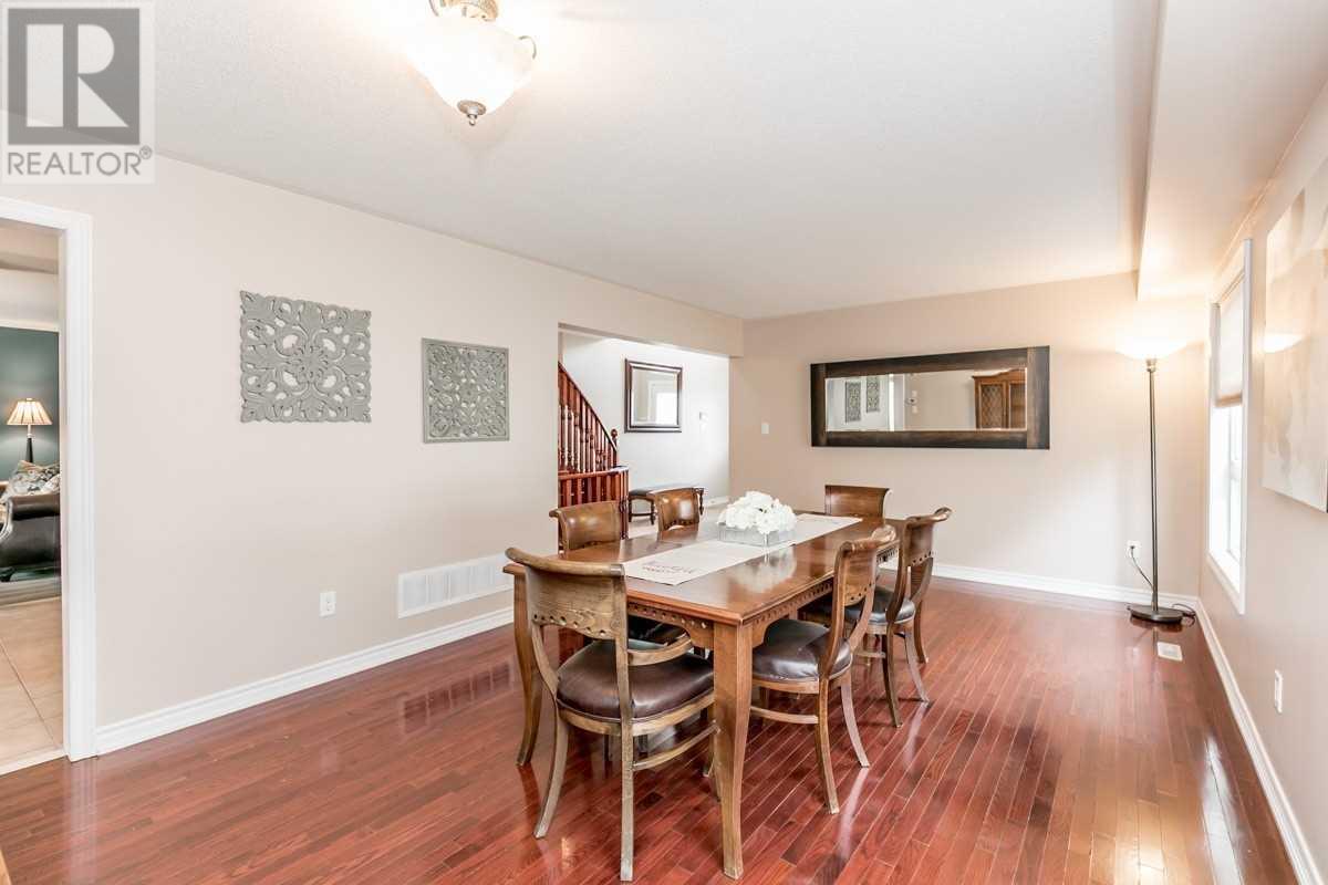 334 King St E, East Gwillimbury, Ontario  L0G 1M0 - Photo 6 - N4574336