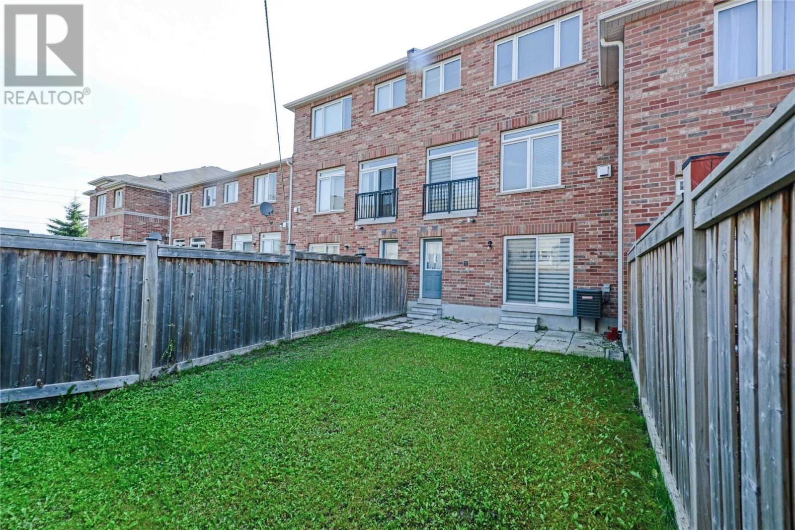 44 Lorenzo Circ, Brampton, Ontario  L6R 3N3 - Photo 20 - W4574176