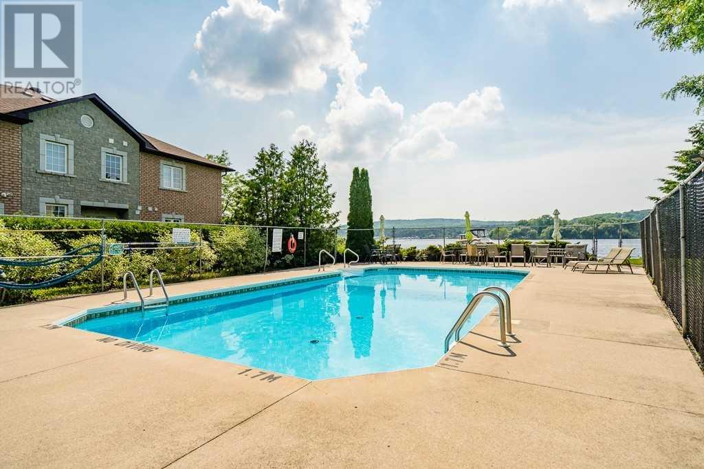 #3 -8 Beck Blvd, Penetanguishene, Ontario  L9M 1C3 - Photo 2 - S4575468