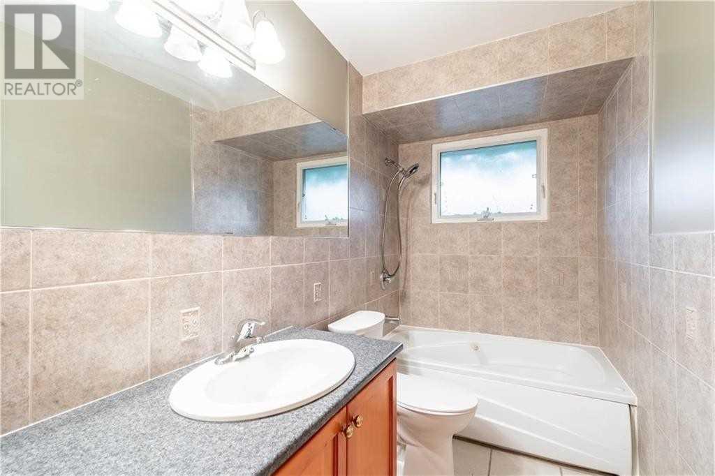 753 West 5th St, Hamilton, Ontario  L9C 3R6 - Photo 10 - X4575518