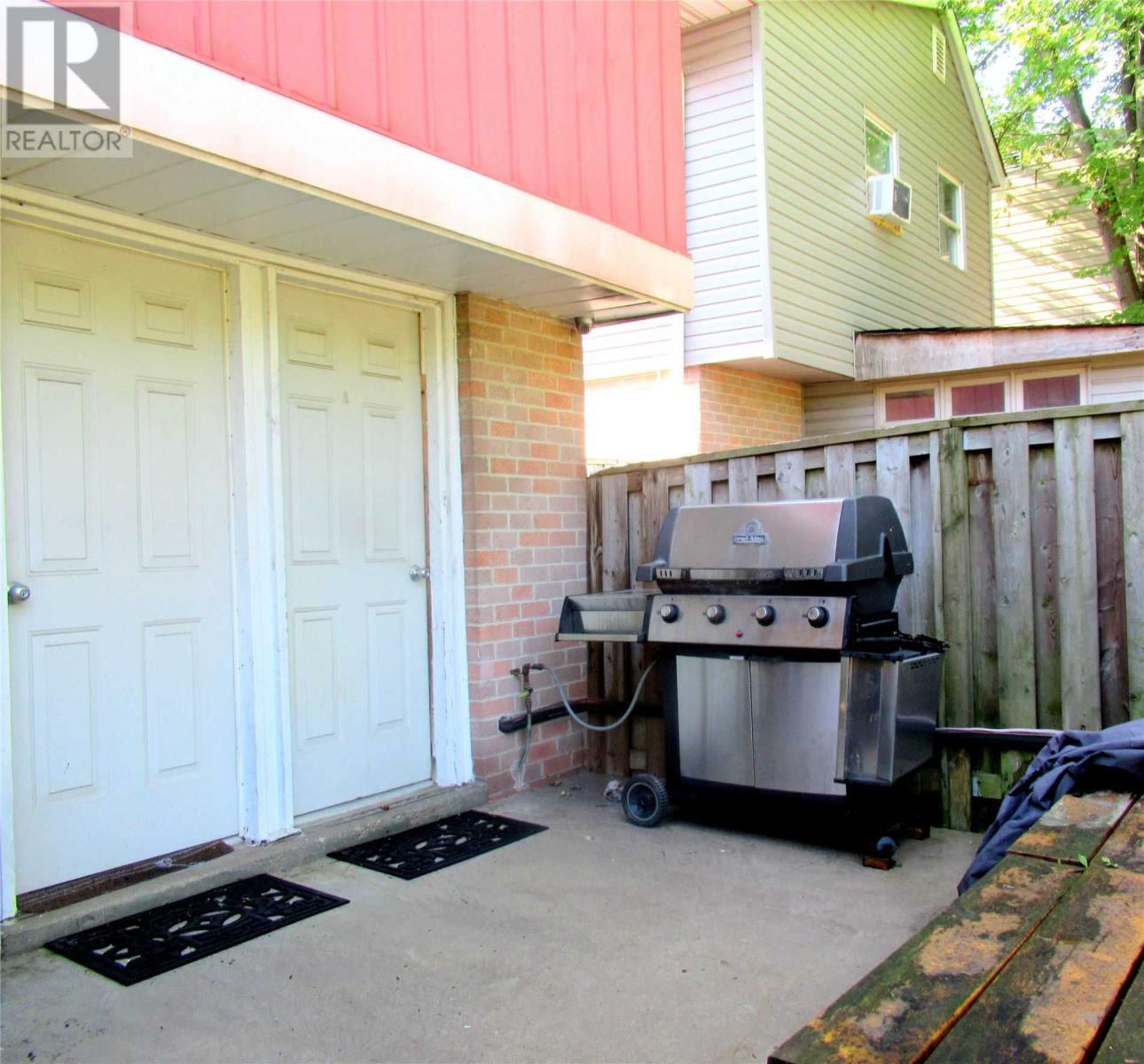 20 Gatsby Sq, Brampton, Ontario  L6S 2H4 - Photo 14 - W4575857