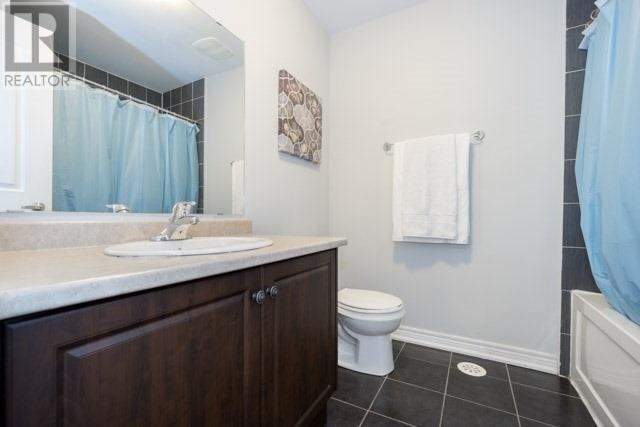 #19 -105 Kayla Cres, Vaughan, Ontario  L6A 4W3 - Photo 6 - N4576228