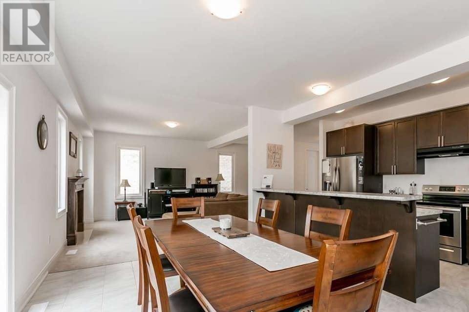 182 Birkhall Pl, Barrie, Ontario  L4N 0K9 - Photo 4 - S4576443