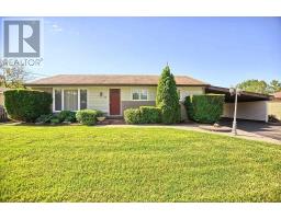 61 MAY AVE, east gwillimbury, Ontario