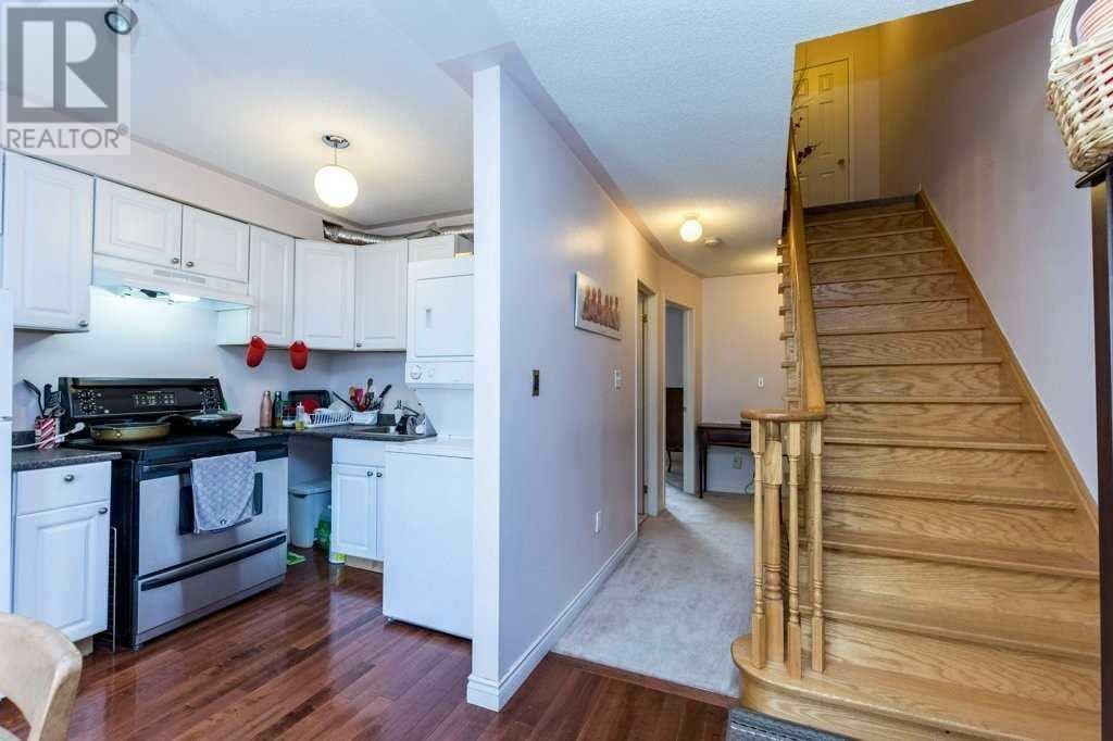 73 Joseph Griffith Lane, Toronto, Ontario  M3L 0C9 - Photo 6 - W4578369