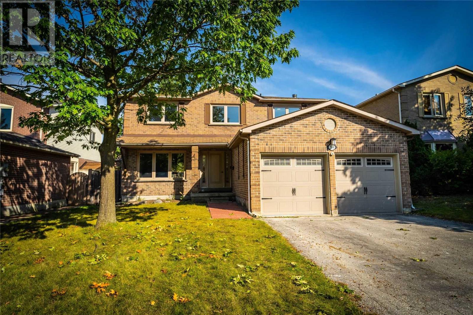 359 SALISBURY LANE, newmarket, Ontario