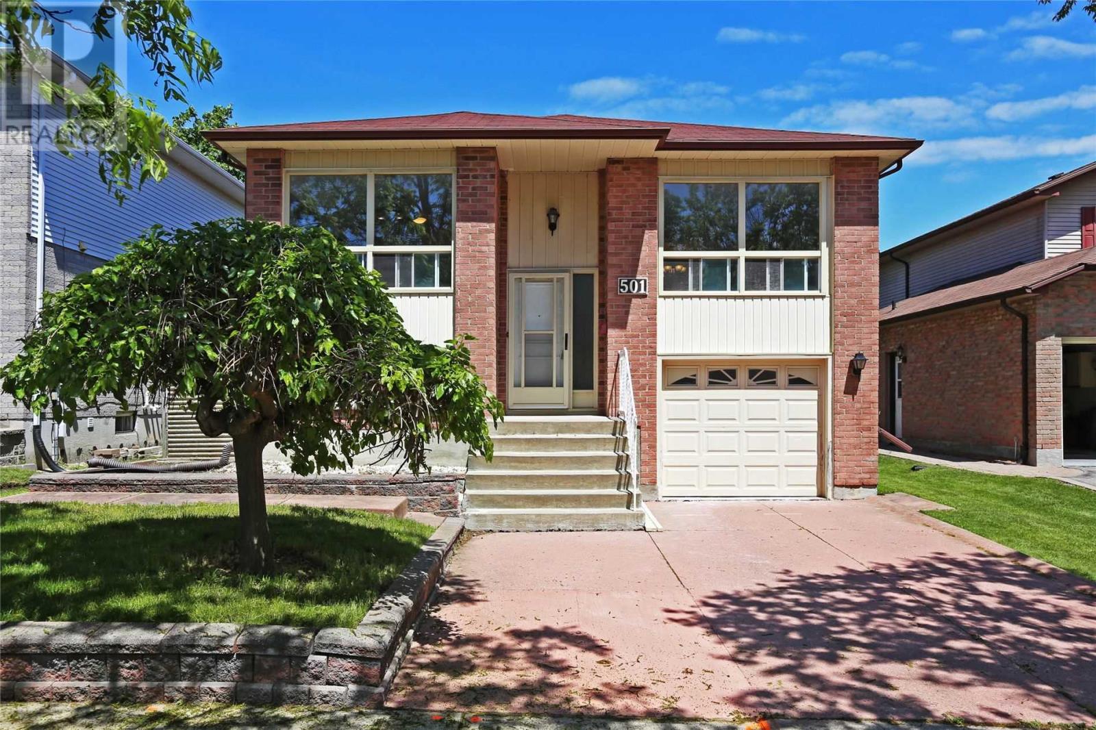 501 AZTEC DR, oshawa, Ontario