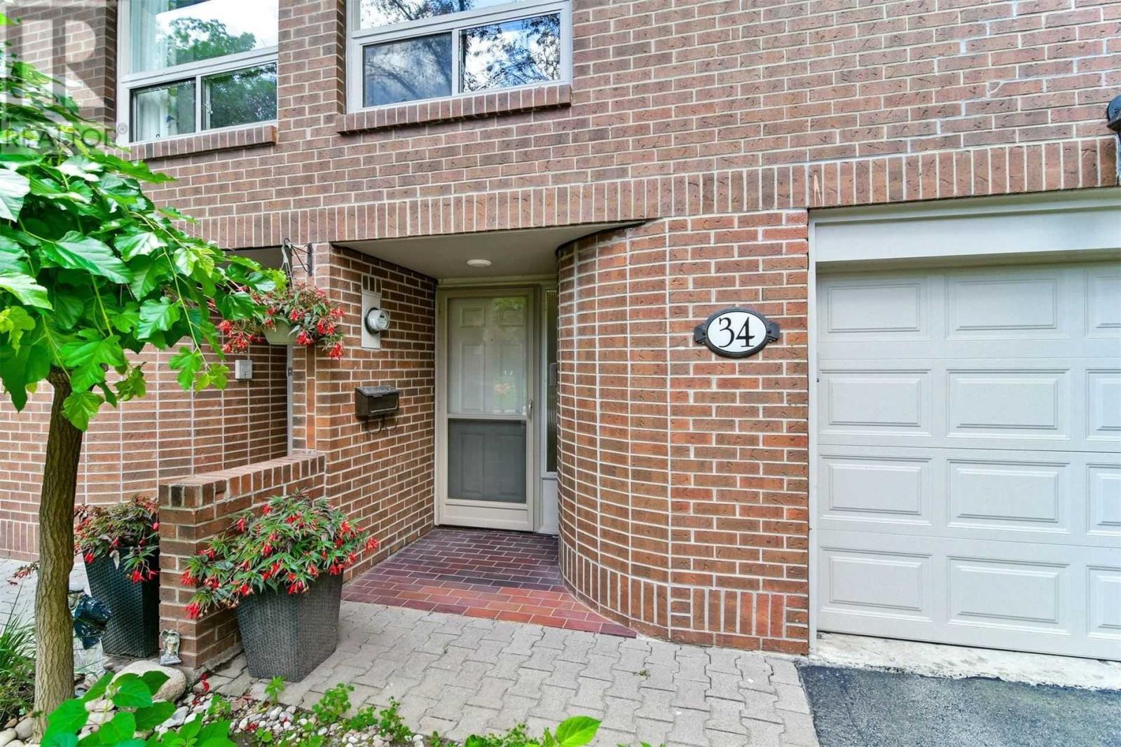 #34 -1250 Marlborough Crt, Oakville, Ontario  L6H 2W7 - Photo 3 - W4582715