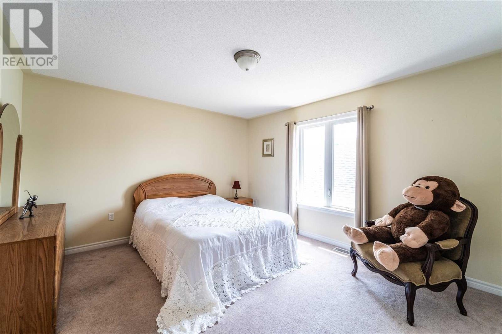 74 Faris St, Bradford West Gwillimbury, Ontario  L3Z 0C5 - Photo 15 - N4583769