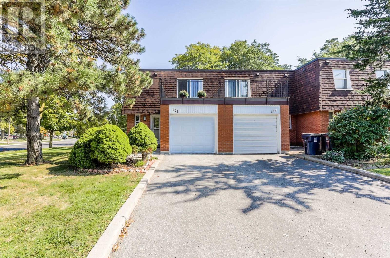 171 Collingsbrook Blvd, Toronto, Ontario  M1W 1M6 - Photo 1 - E4586799