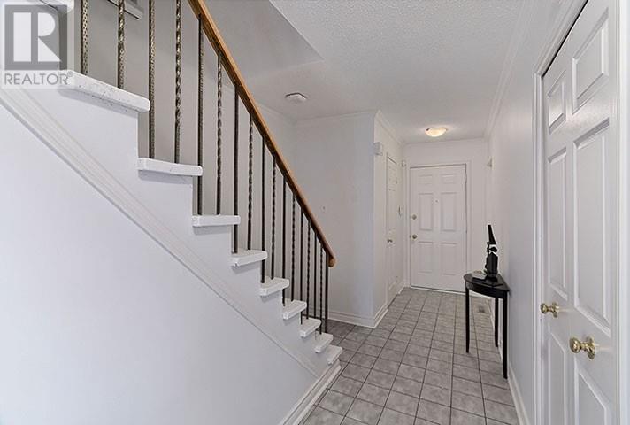 119  Martindale  Cres, Brampton, Ontario  L6X 2T8 - Photo 2 - W4586836