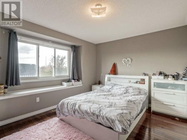 62 Baffin Crt, Richmond Hill, Ontario  L4B 4J7 - Photo 10 - N4587381