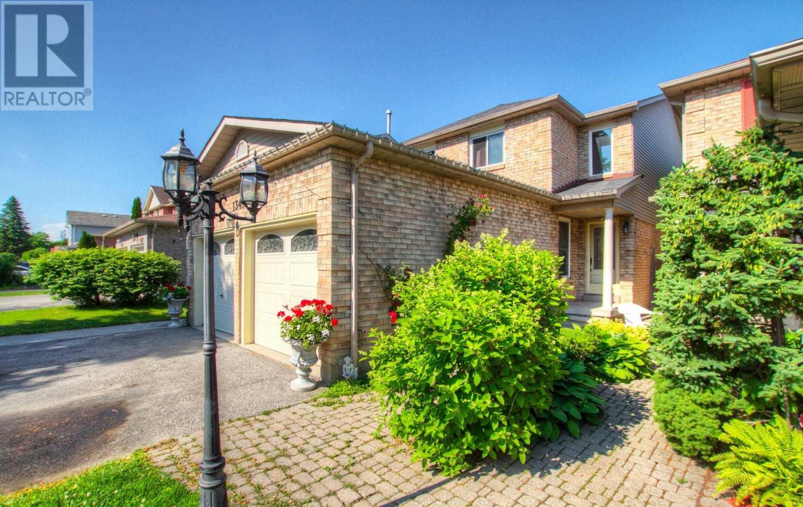 1349 ANTON SQ, pickering, Ontario