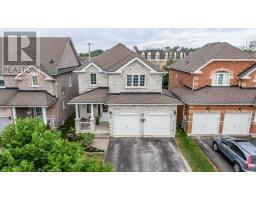 32 SALTZBURG CRES, georgina, Ontario