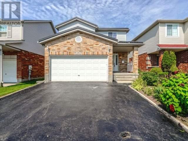 19 Udvari Cres, Kitchener, Ontario  N2N 3P5 - Photo 1 - X4589243