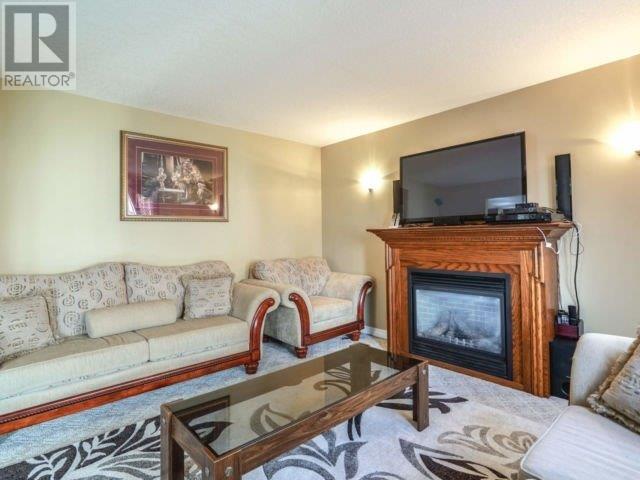 19 Udvari Cres, Kitchener, Ontario  N2N 3P5 - Photo 8 - X4589243