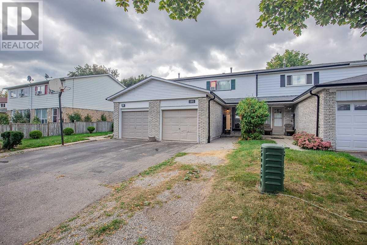 101 Quantrell Tr, Toronto, Ontario  M1B 1L7 - Photo 1 - E4589350