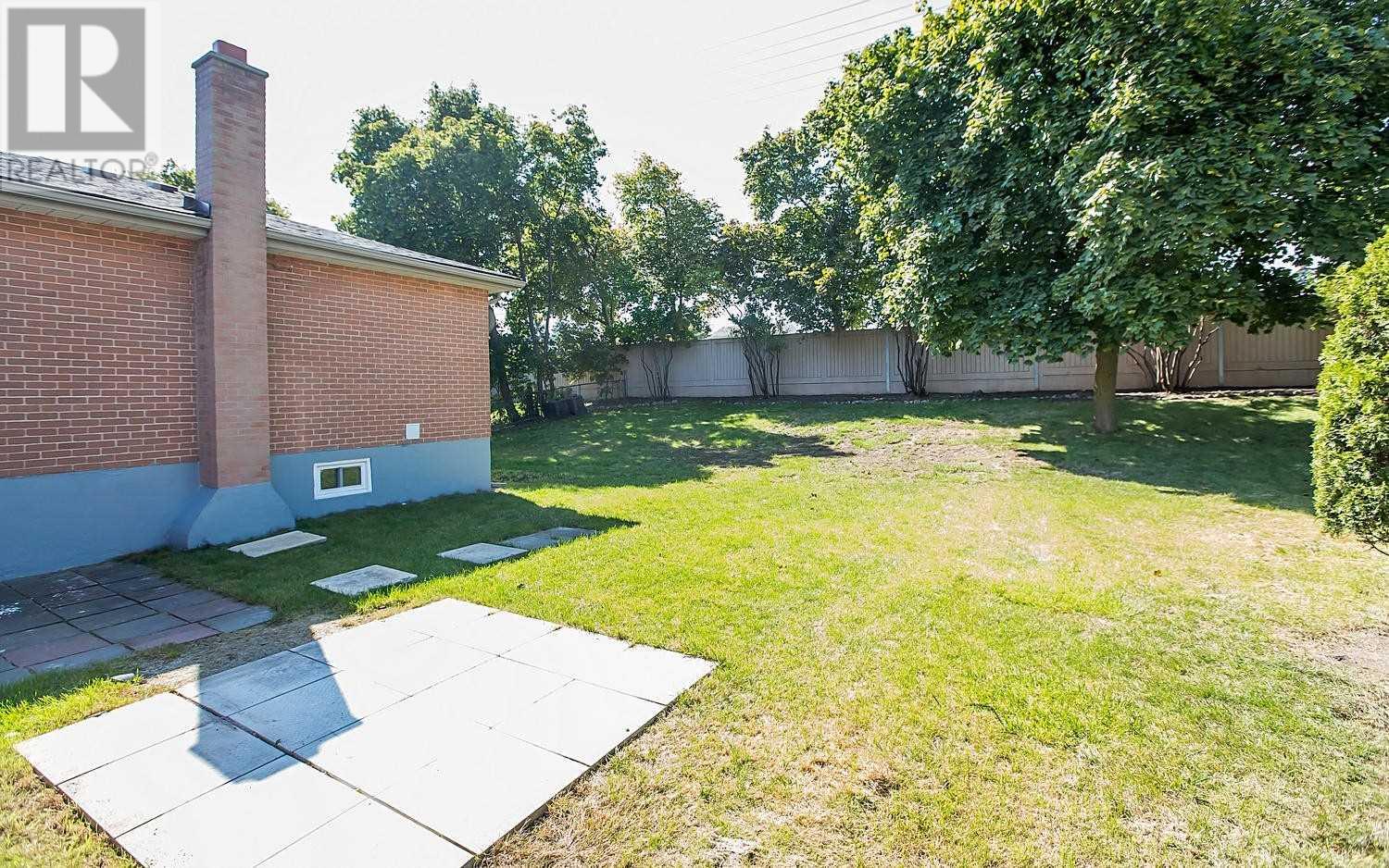 39 Burnham Cres, Brampton, Ontario  L6T 2L1 - Photo 19 - W4589383