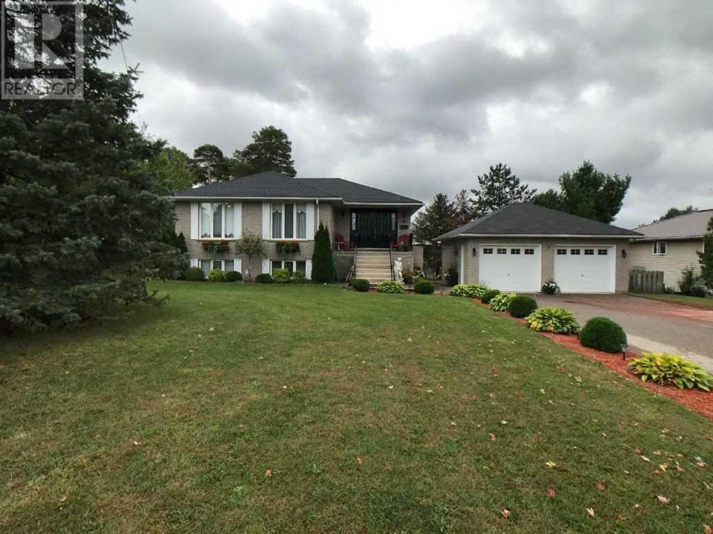 9090 Plank Rd, Bayham, Ontario  N0J 1Y0 - Photo 1 - X4589376