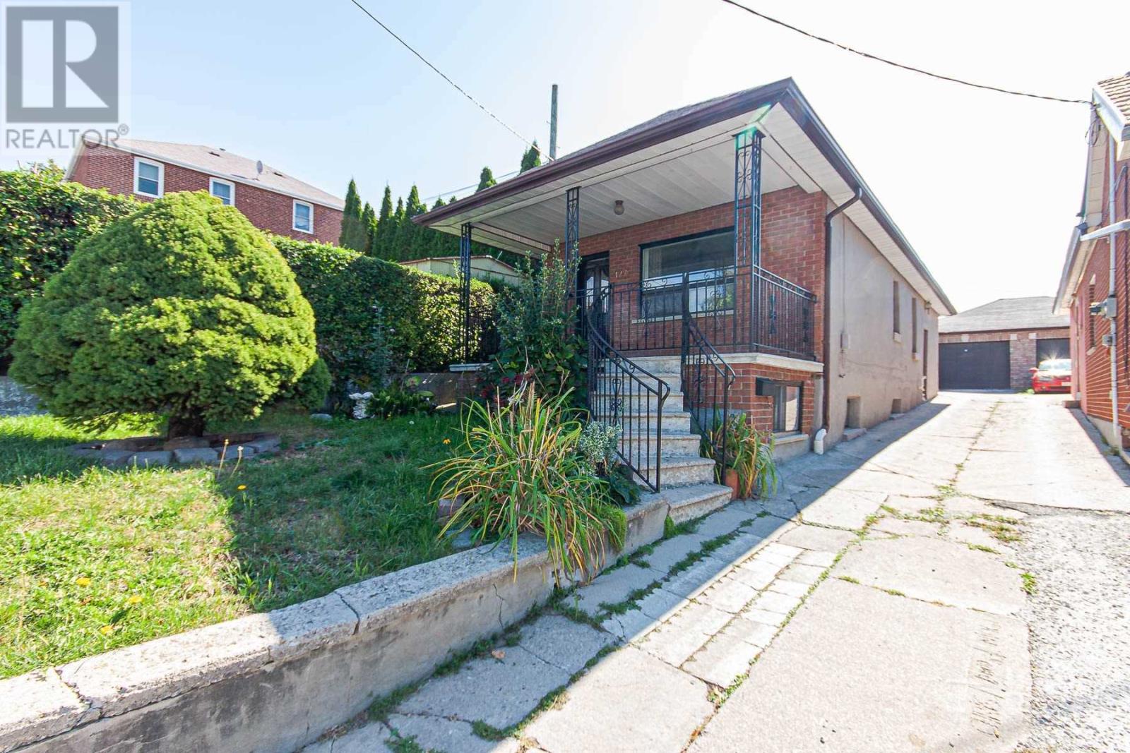 127 Cameron Ave, Toronto, Ontario  M6M 1R5 - Photo 1 - W4591050