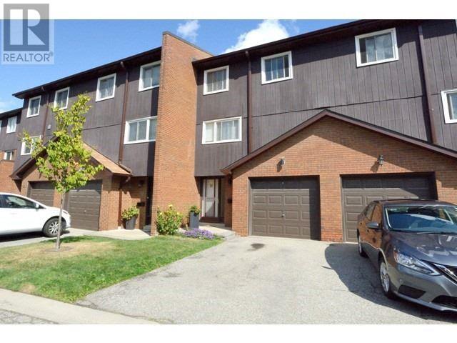 #18 -1755 Rathburn Rd E, Mississauga, Ontario  L4W 2M8 - Photo 1 - W4591745