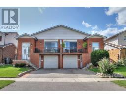 8 HOCKLEY PATH, brampton, Ontario