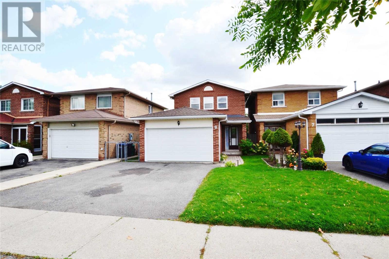 9 SATURN DR, brampton, Ontario