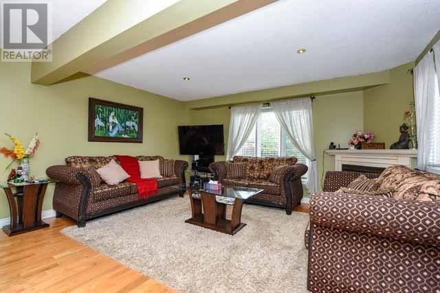 3 Mannel Cres, Brampton, Ontario  L6Y 5E1 - Photo 7 - W4592145