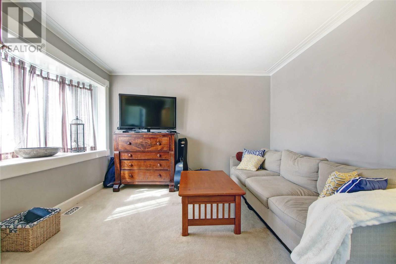 57 Neilson Ave, Toronto, Ontario  M1M 2S5 - Photo 3 - E4593049