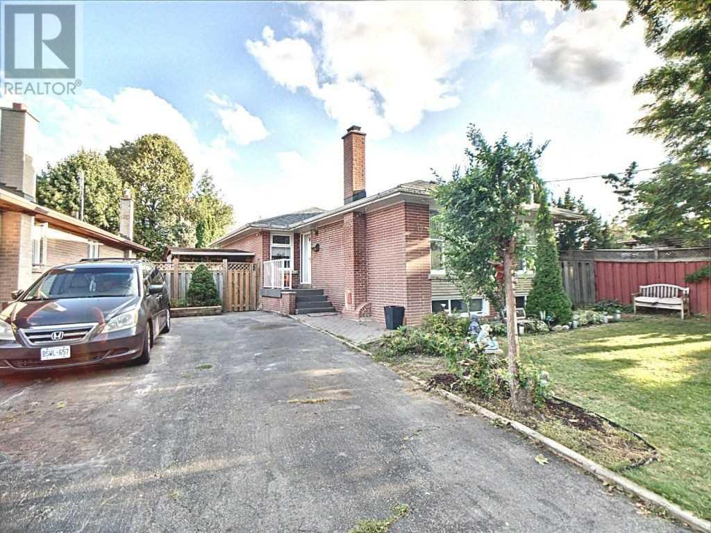 27 BARKWIN DR, toronto, Ontario