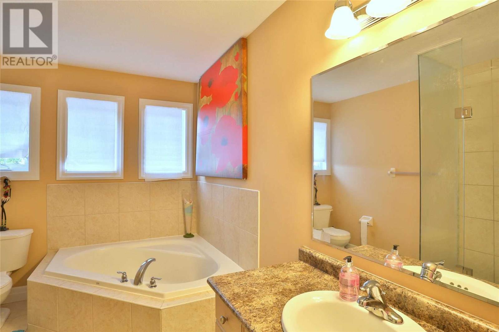 167 Broadoaks Dr, Cambridge, Ontario  N1T 0B3 - Photo 11 - X4593253