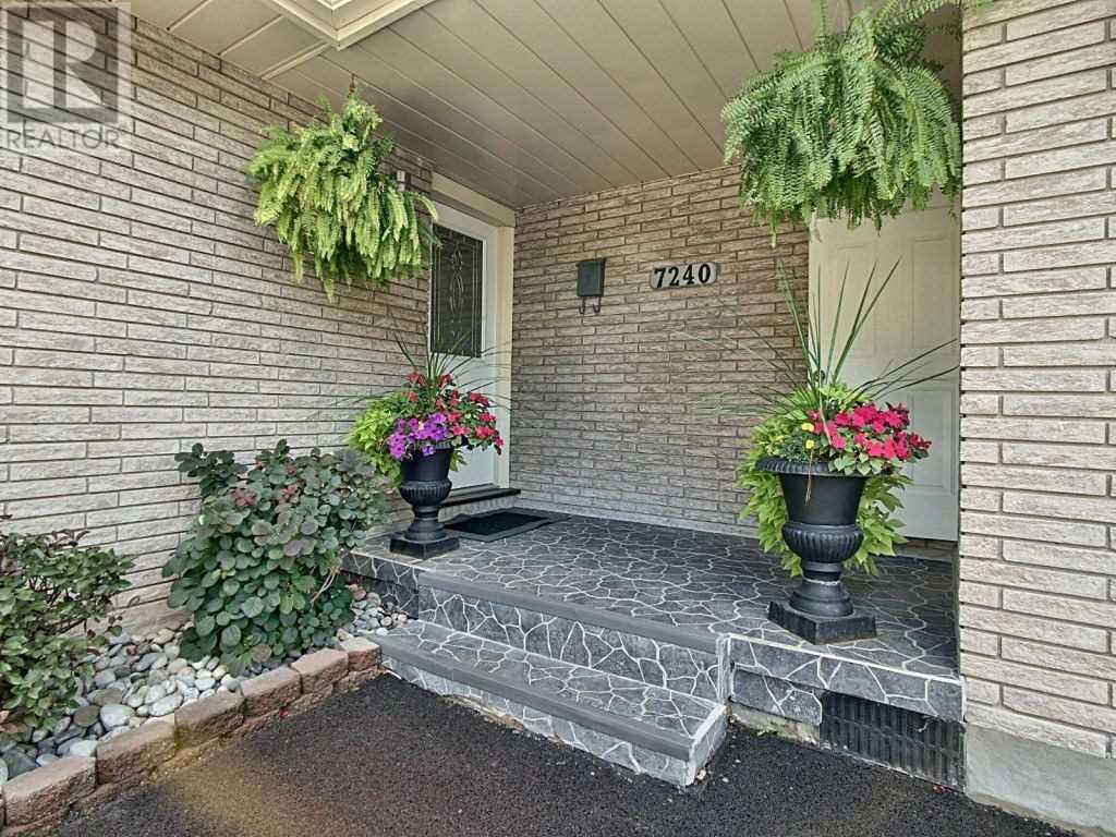 7240 Thornhill Cres, Niagara Falls, Ontario  L2E 5W6 - Photo 3 - X4593646