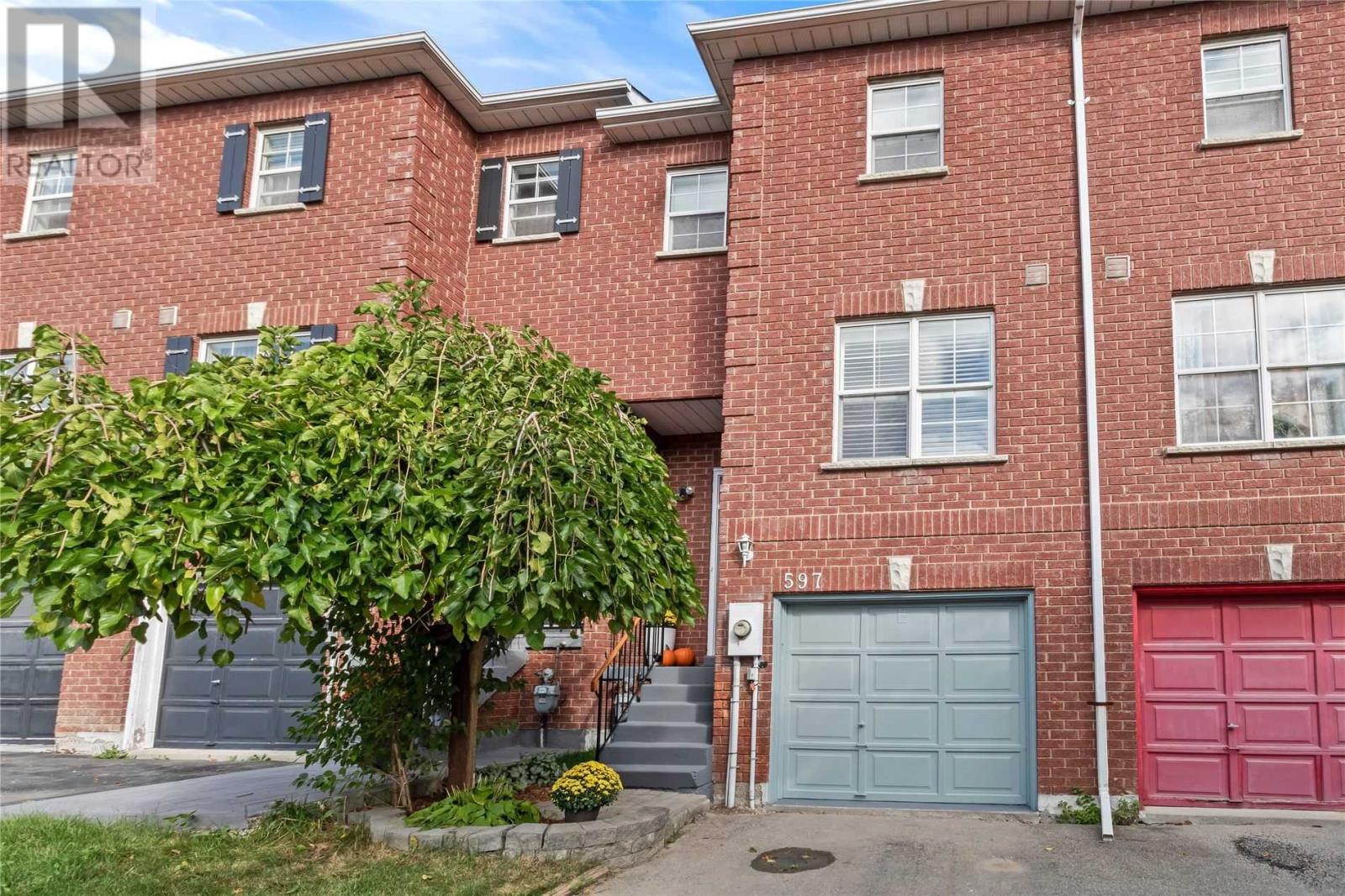 597 Bondi Ave, Newmarket, Ontario  L3Y 8R7 - Photo 1 - N4595247