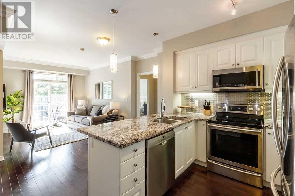 #211 -2300 Upper Middle Rd, Oakville, Ontario  L6M 4G6 - Photo 5 - W4596522