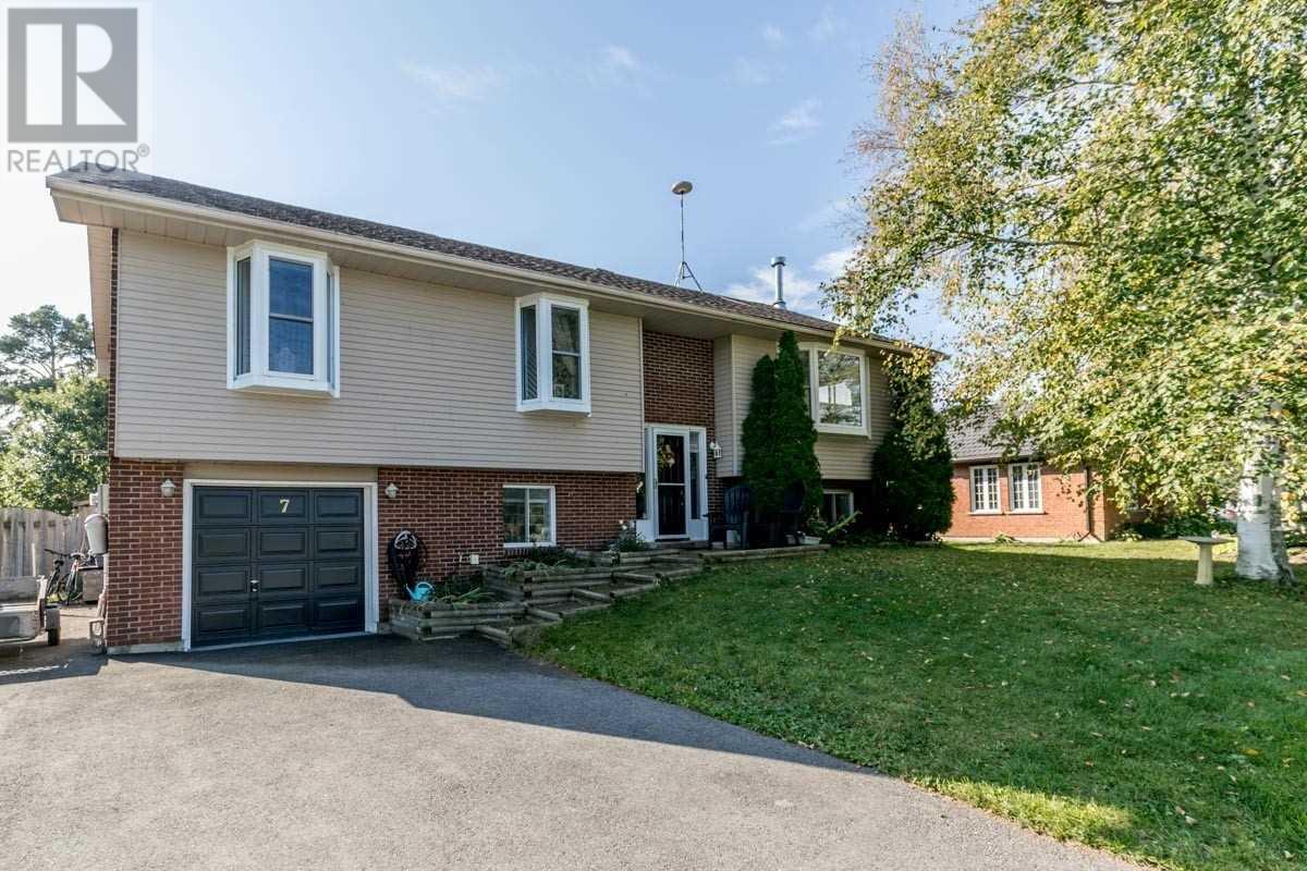 7 MARSHALL CRES, essa, Ontario