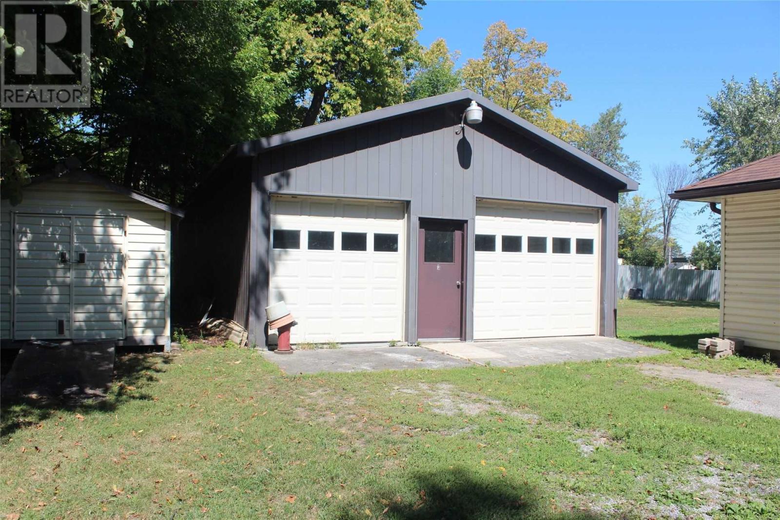 6 Boyers Rd, Georgina, Ontario  L4P 3C8 - Photo 3 - N4597100