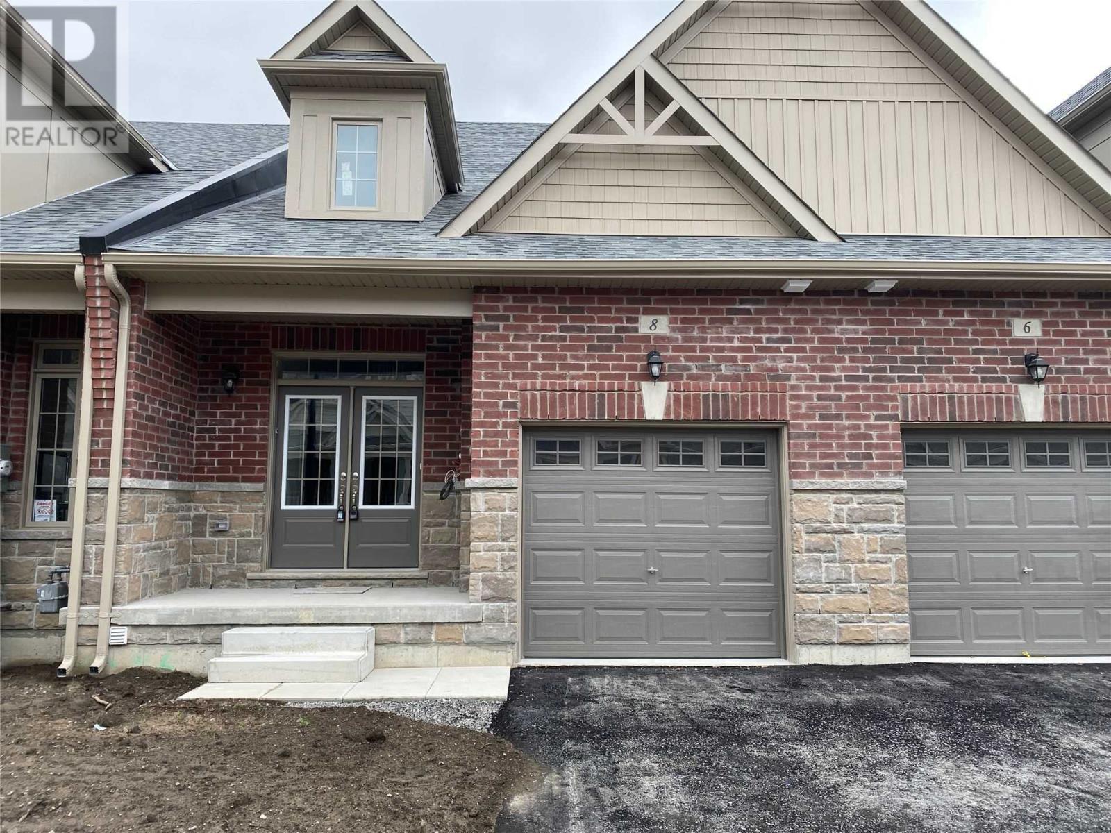 8 Pasquale Lane, East Gwillimbury, Ontario  L0G 1M0 - Photo 2 - N4597327