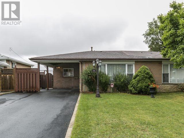 11 CATHCART CRES, brampton, Ontario