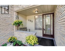 125 POPLAR CRES, aurora, Ontario