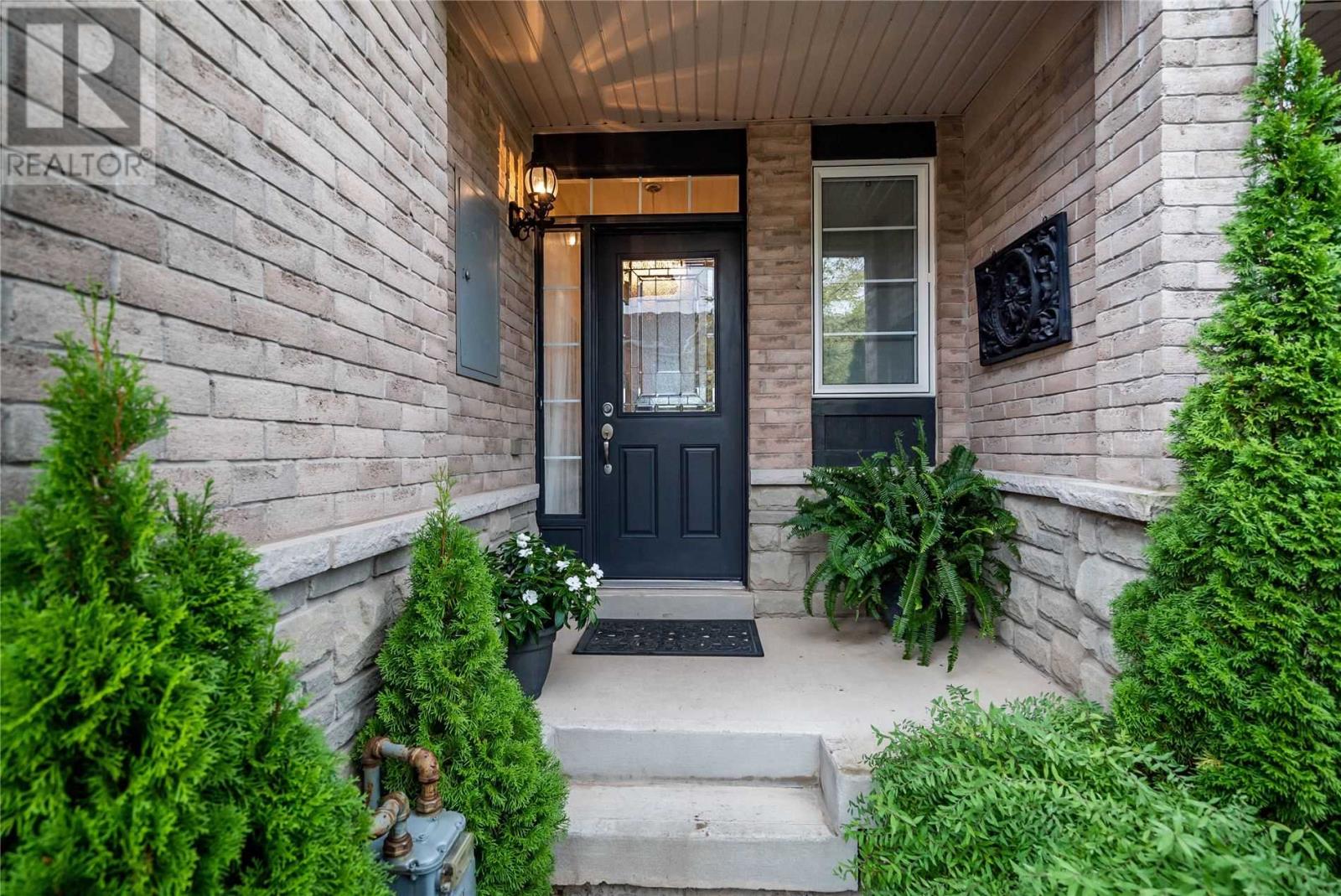 4146 Rawlins Common, Burlington, Ontario  L7M 0B5 - Photo 2 - W4599413