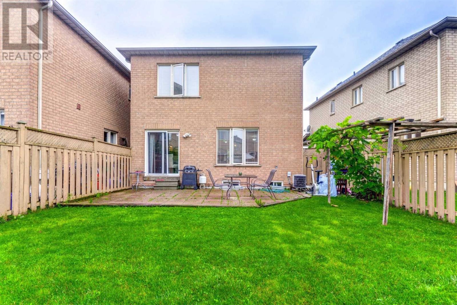 29 Arabia Gate, Brampton, Ontario  L6R 2N9 - Photo 20 - W4599446