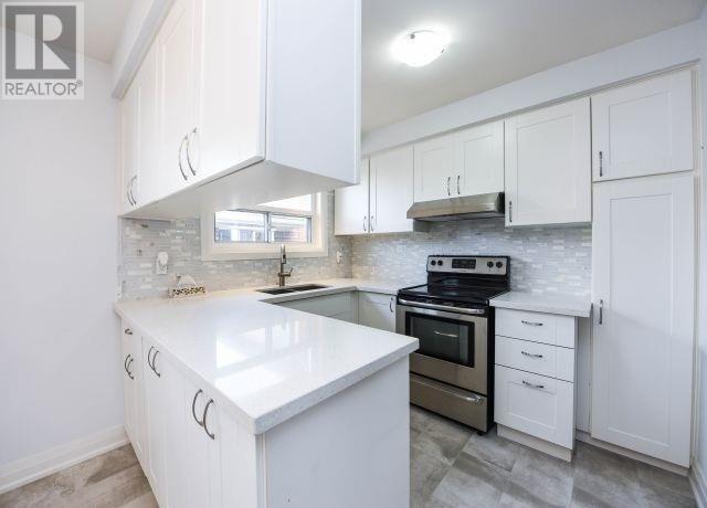 3363 Weston Rd, Toronto, Ontario  M9M 2V6 - Photo 9 - W4599973