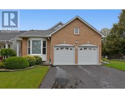 2 HEMMINGWAY DR, clarington, Ontario