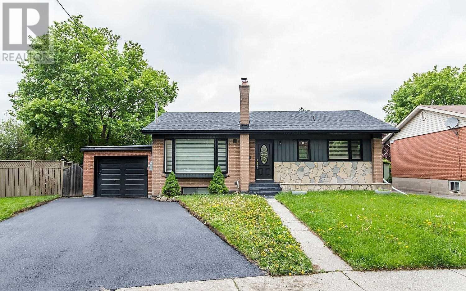 24 MARSDEN CRES, brampton, Ontario