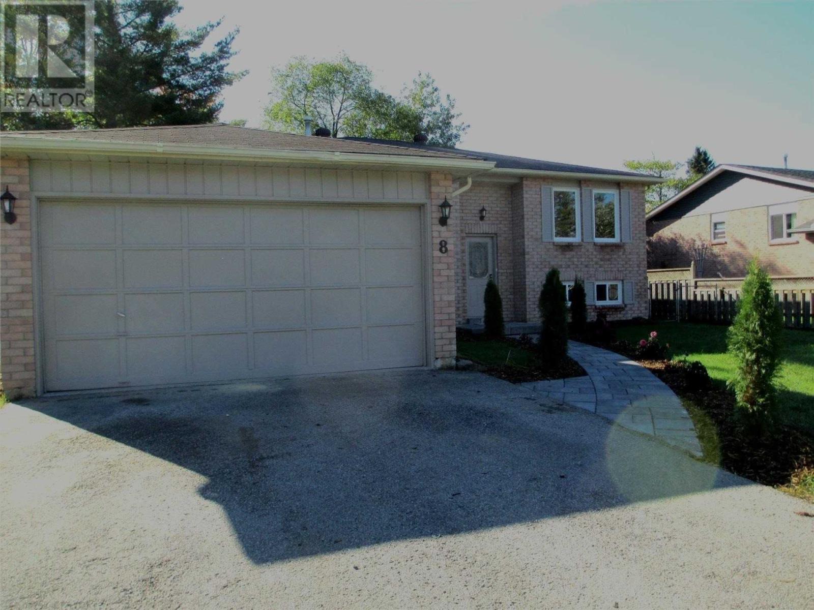 8 Mccarthy Cres, Essa, Ontario  L0M 1B0 - Photo 2 - N4600846