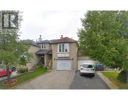 8 WOODSTREAM AVE, brampton, Ontario